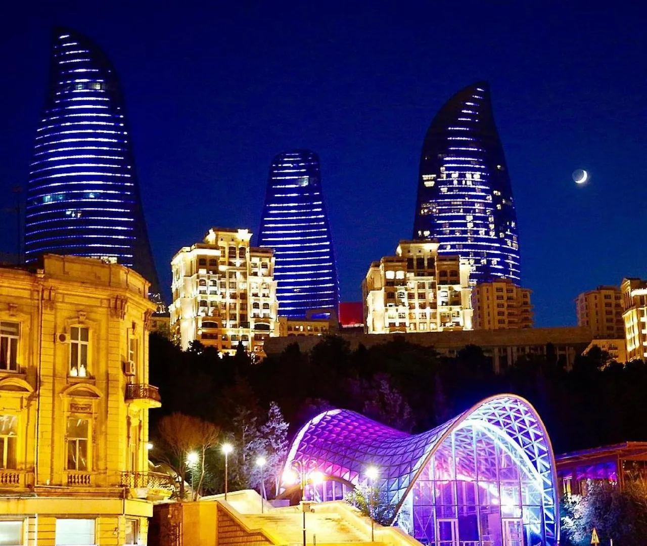 Riva Inn Hotel Baku 3*,